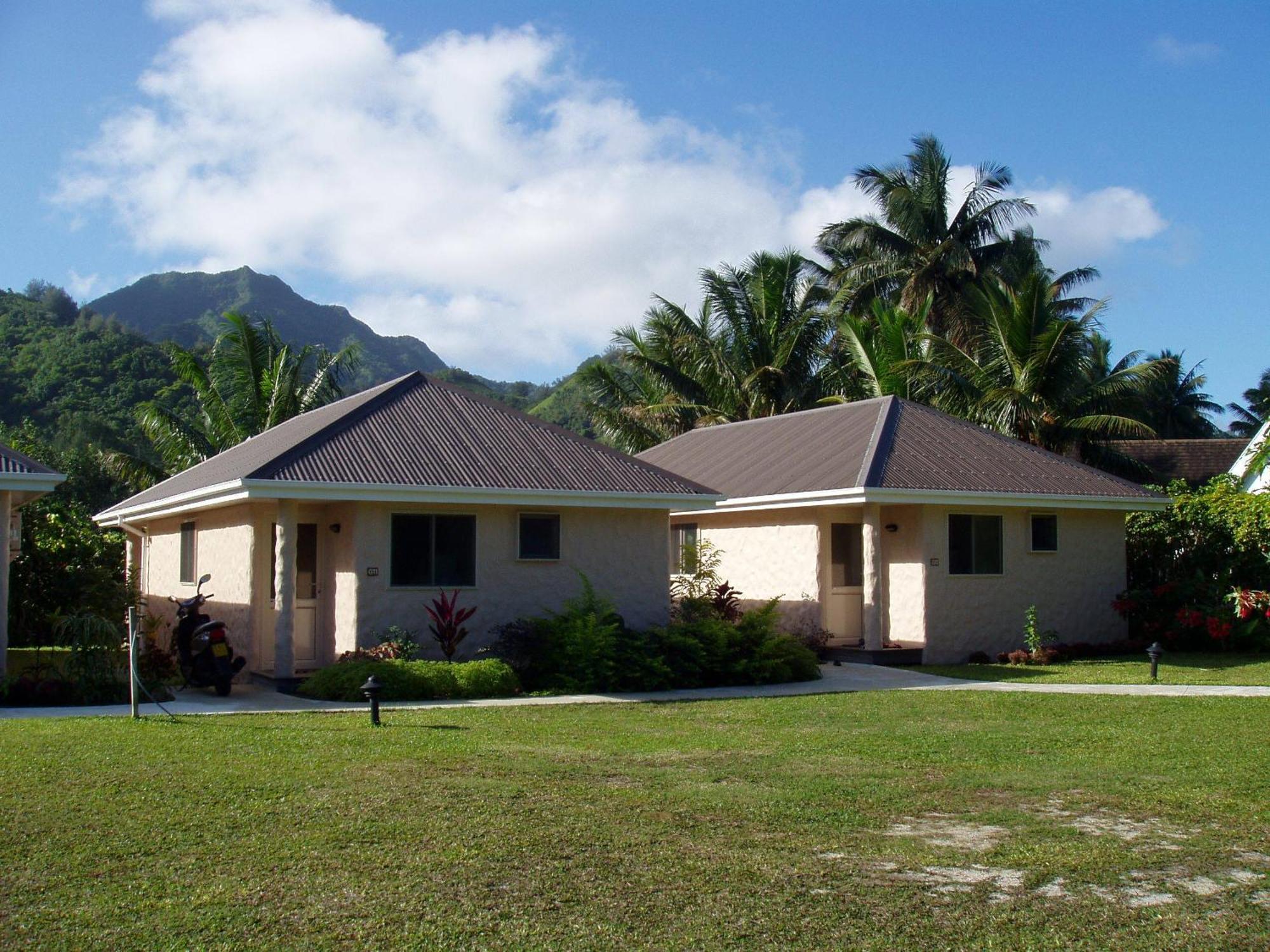 Superior Bungalow Garden View