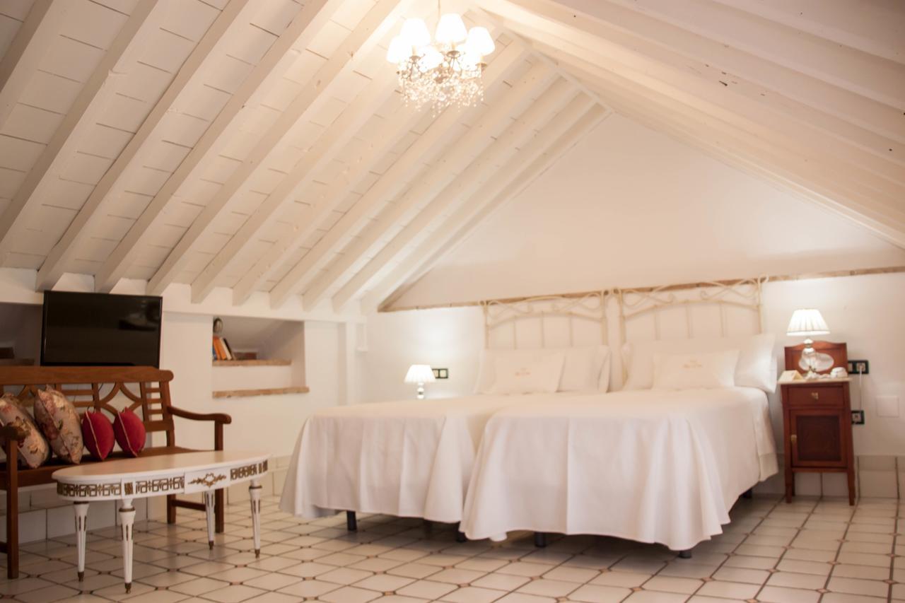 Twin Room,1174185564:JPEG