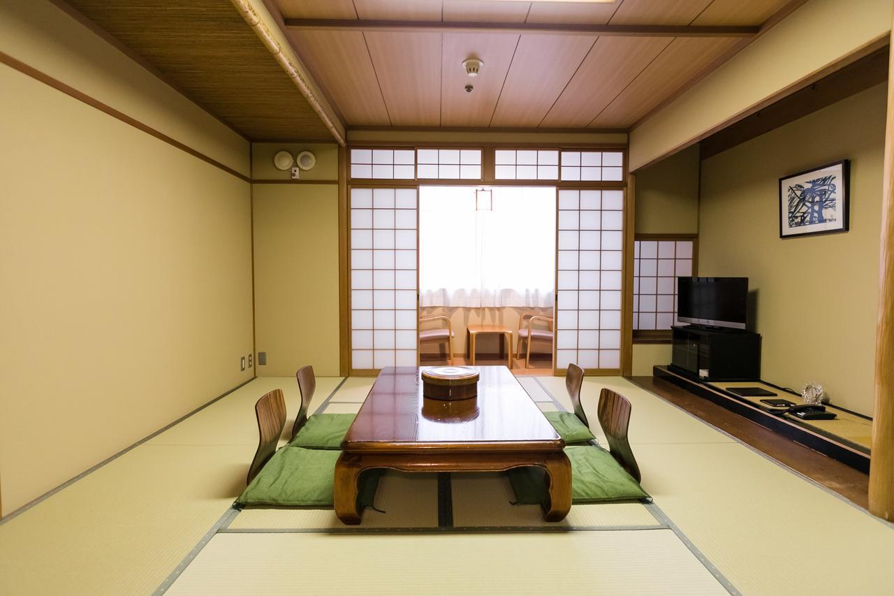 Japanese-Style Room with toilet and shared bathroom (10 tatami/ about 16.2㎡),1539976816:JPEG