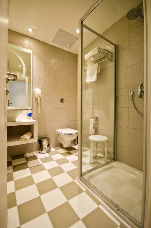 Double or Twin Room with Sea View with Executive Lounge access
