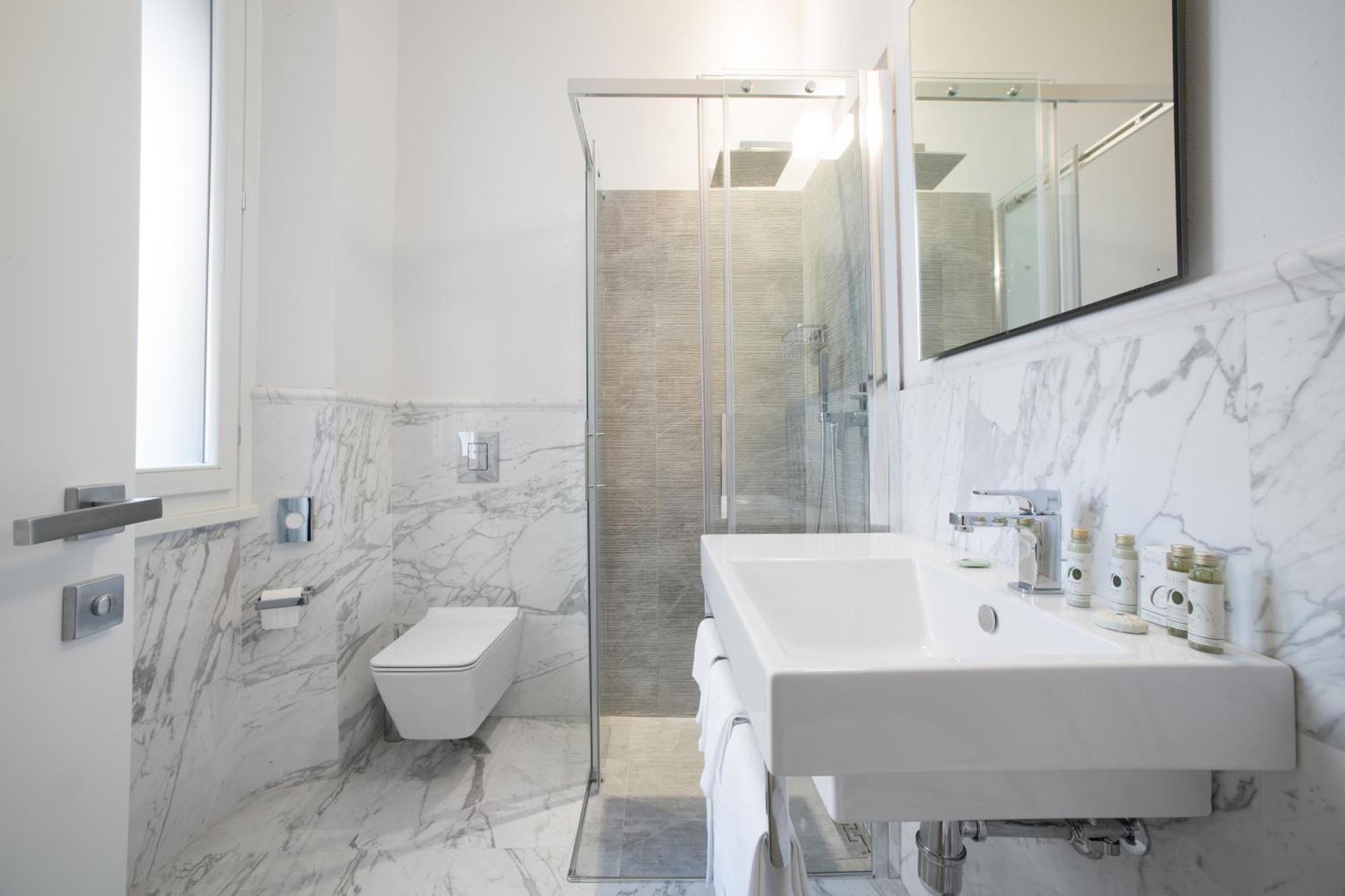 Quadruple Room,684021366:JPEG