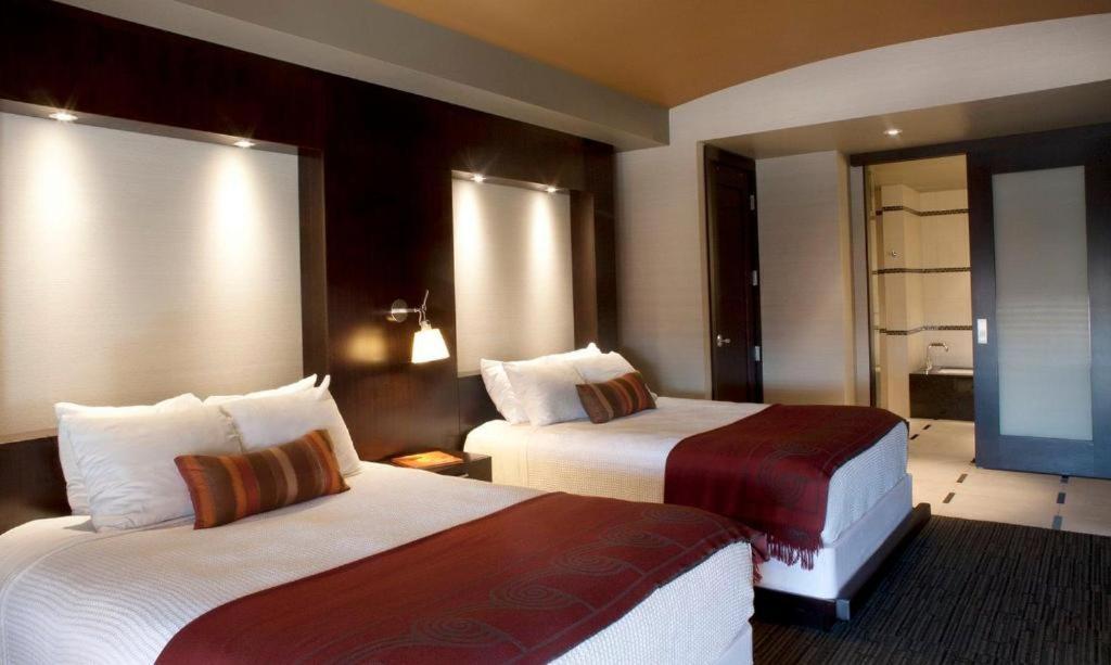 Deluxe Queen Room Two Queen Beds View