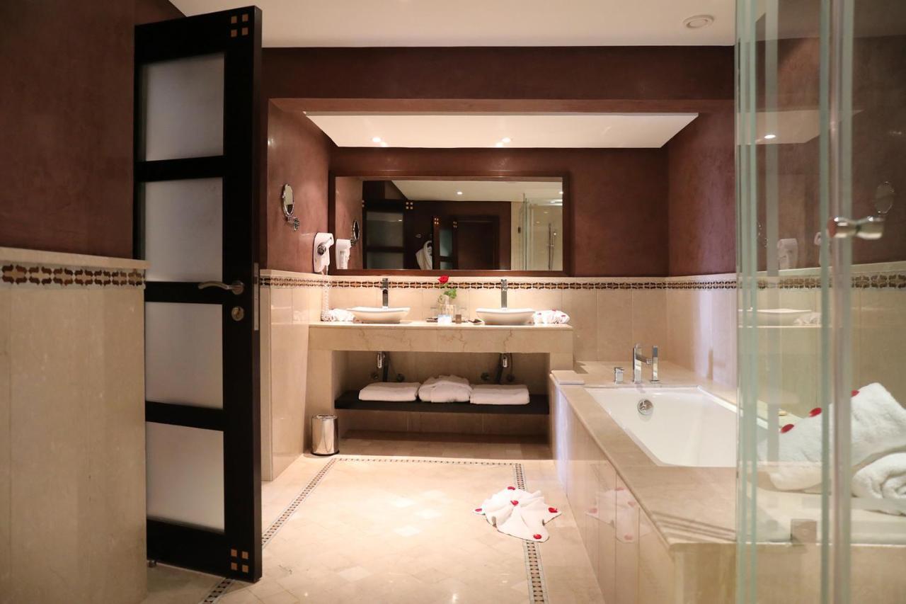 Premium Room King Size Bed Garden View