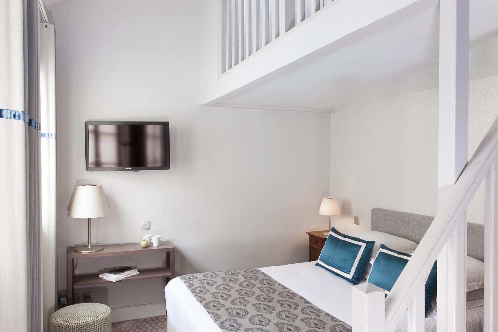 Duplex Room Louvre View