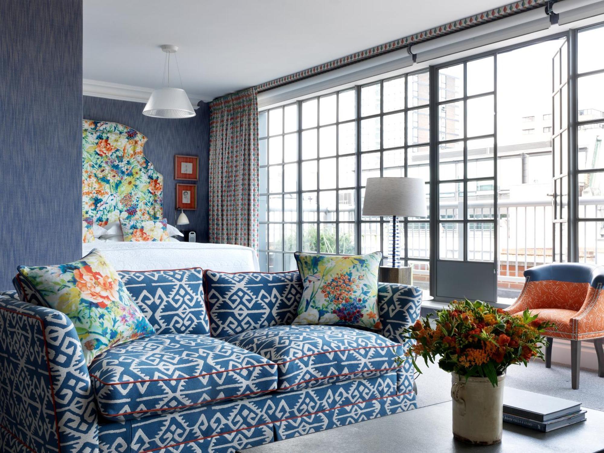 Luxury Penthouse Suite,1181772307:JPEG