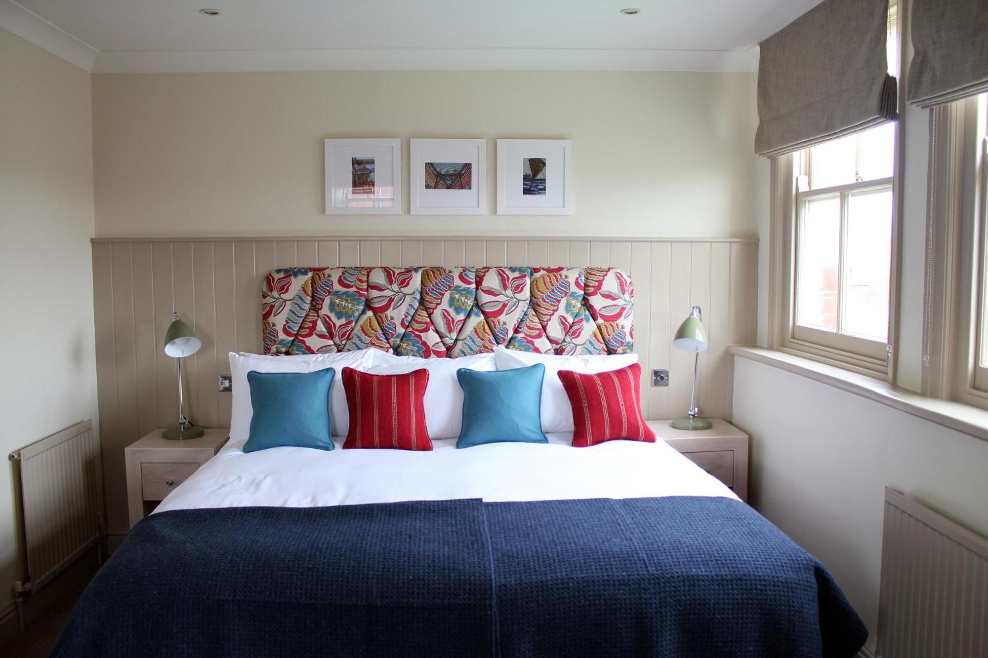 Classic Double Room,1500082270:JPEG