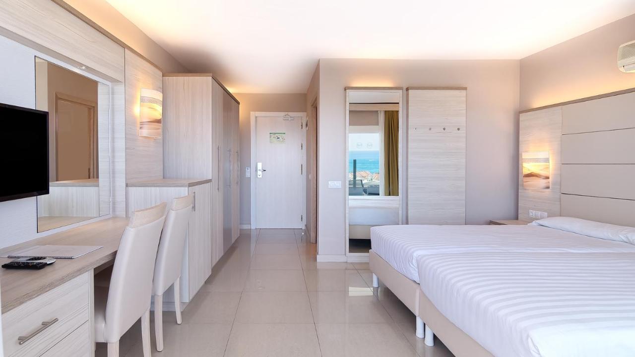Double Room for Single Use