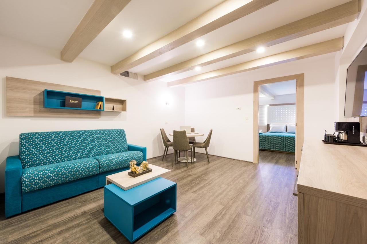Family Room Sauna