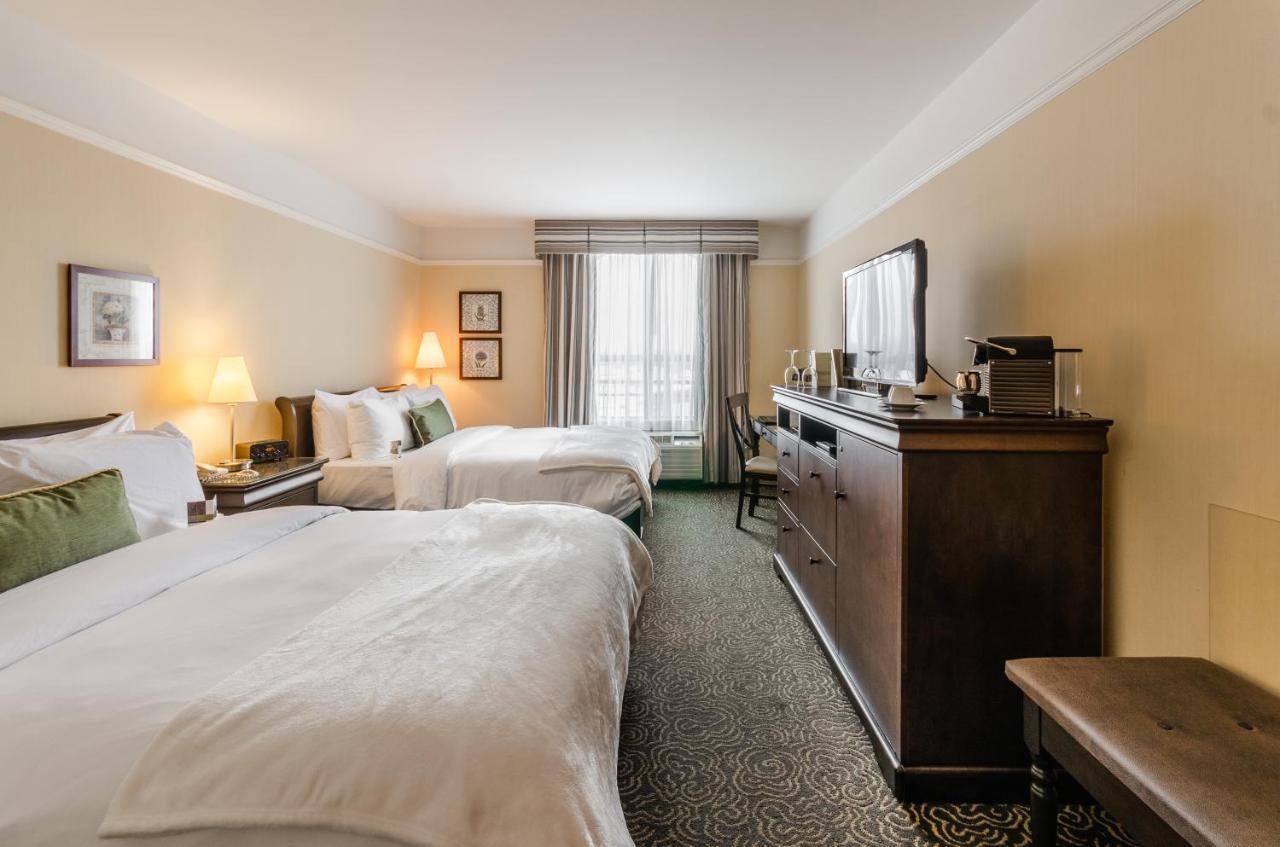 Classic Two Queen Room