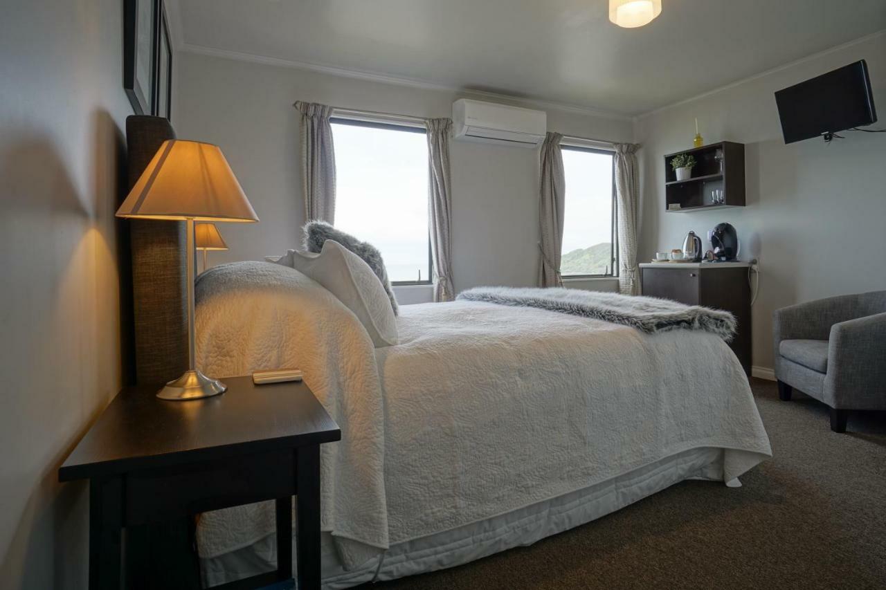 Queen Room,786361305:JPEG