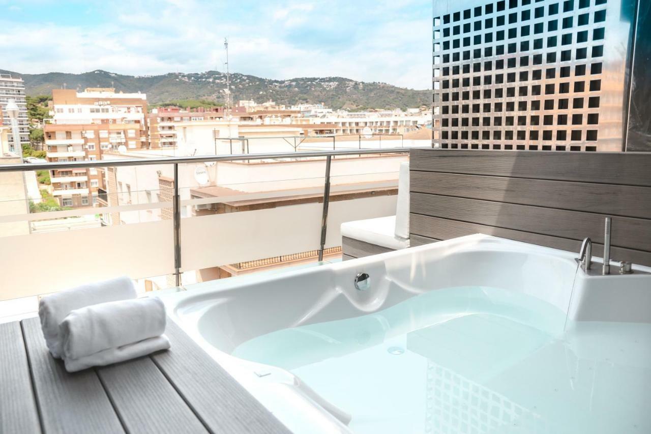 King Suite with Spa Bath
