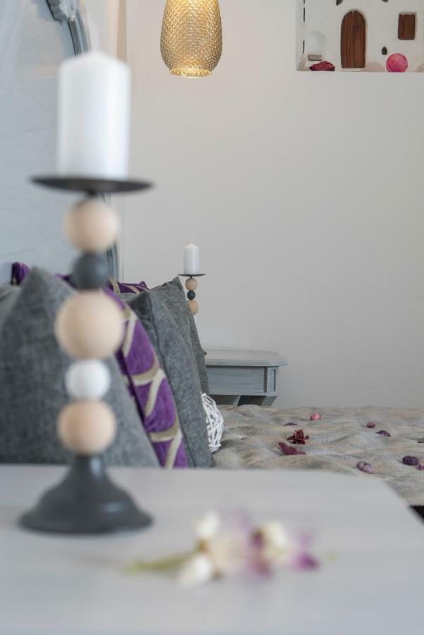 Suite Santorini con vasca idromassaggio all'aperto