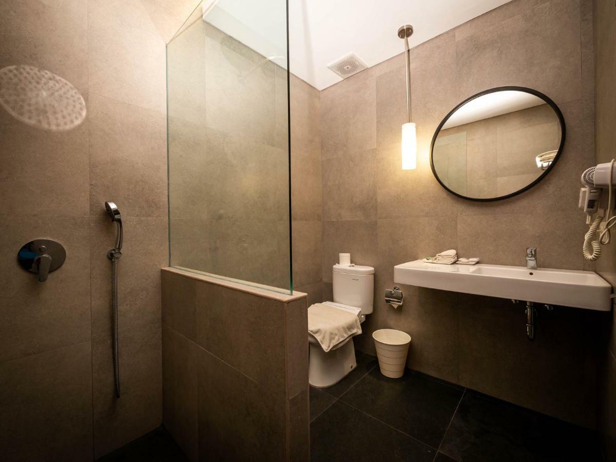 Deluxe Premier Double or Twin Room