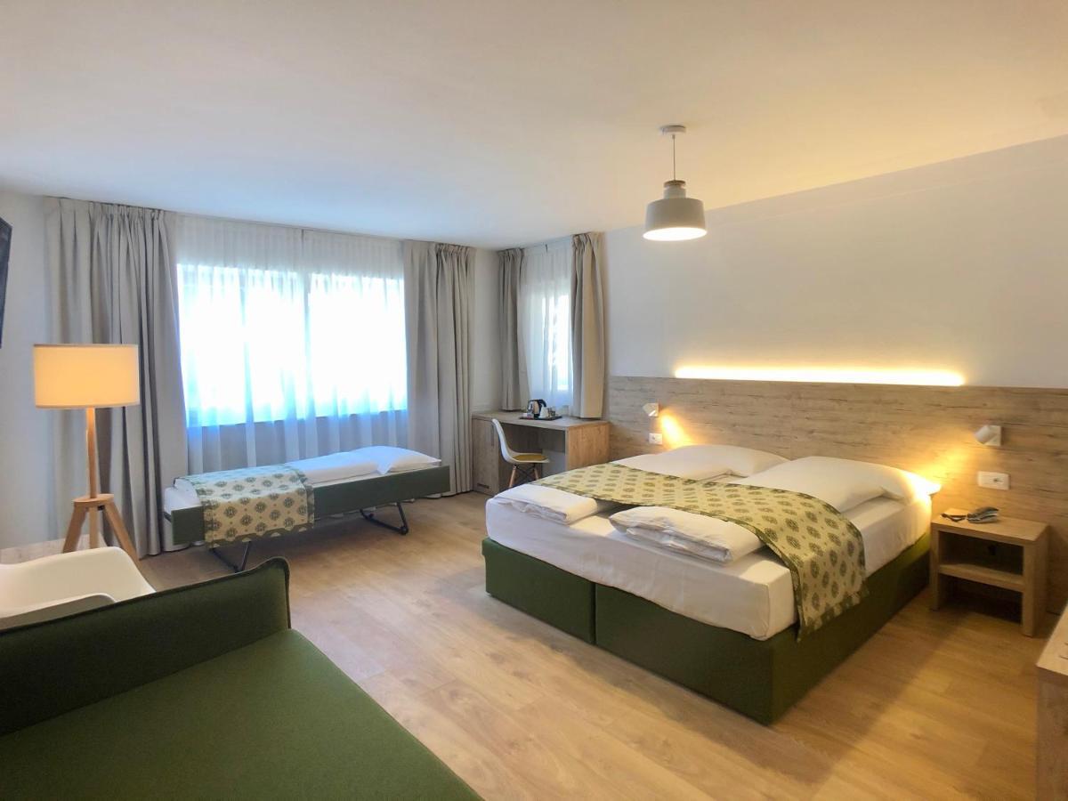 Deluxe Family Room Spa Access
