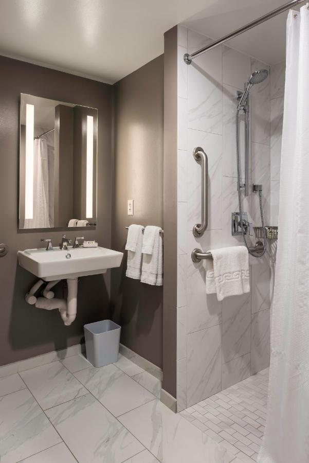 Habitación con cama extragrande - Adaptada para personas de movilidad reducida