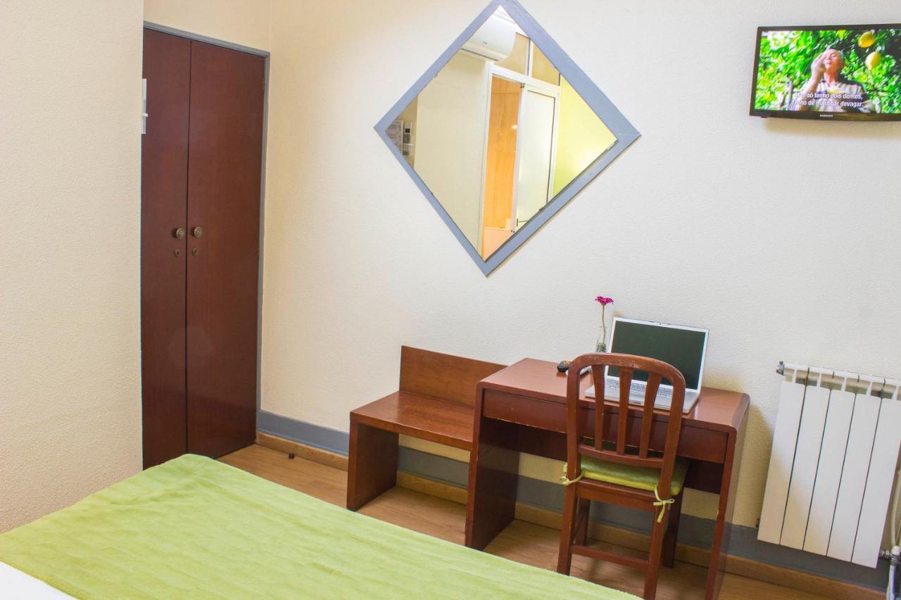 Basic Double Room