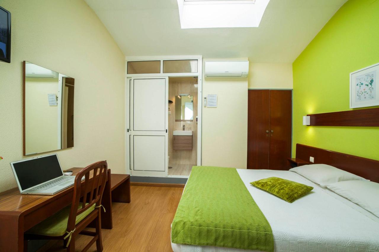 Basic Double Room