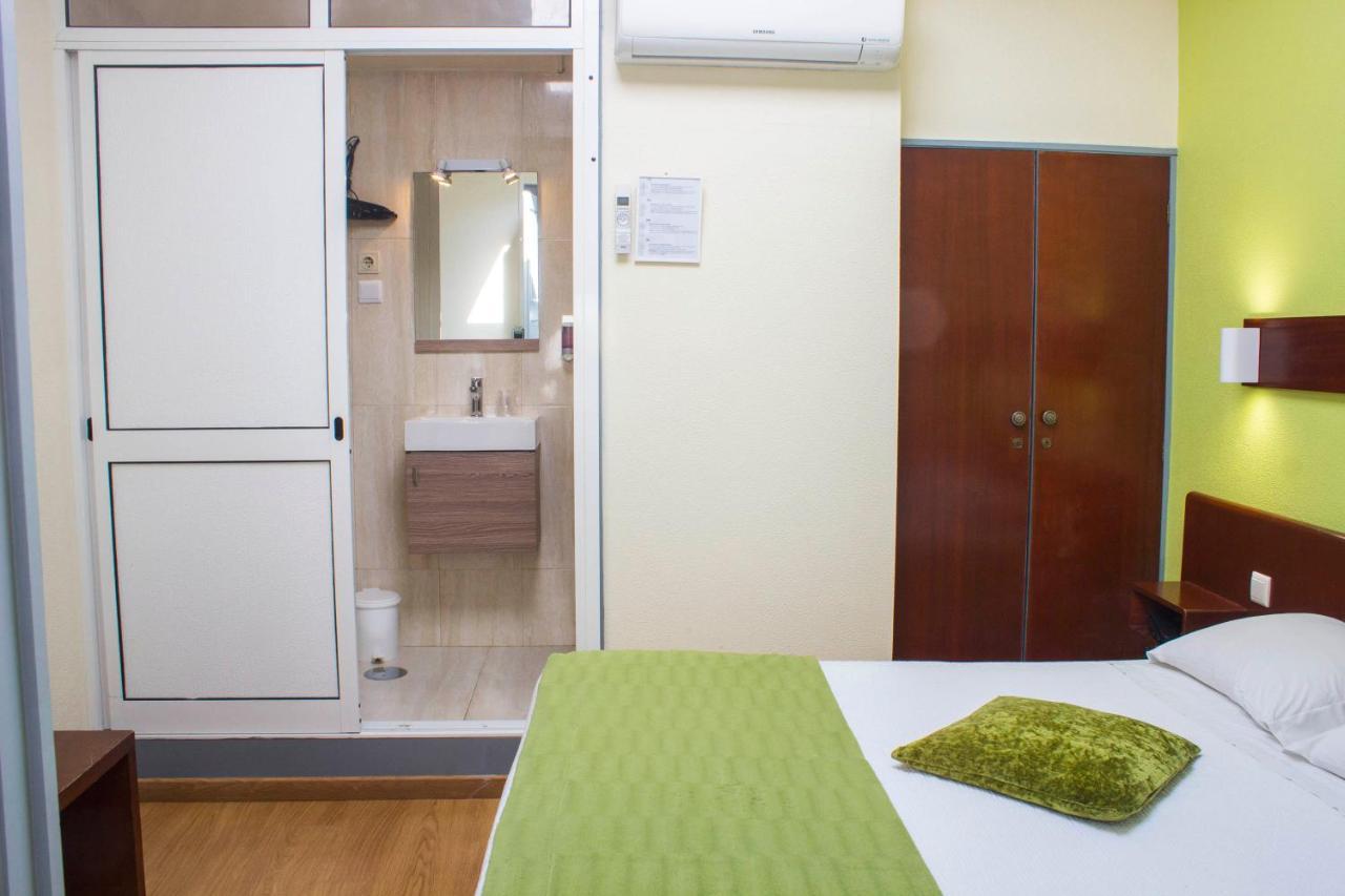 Basic Double Room