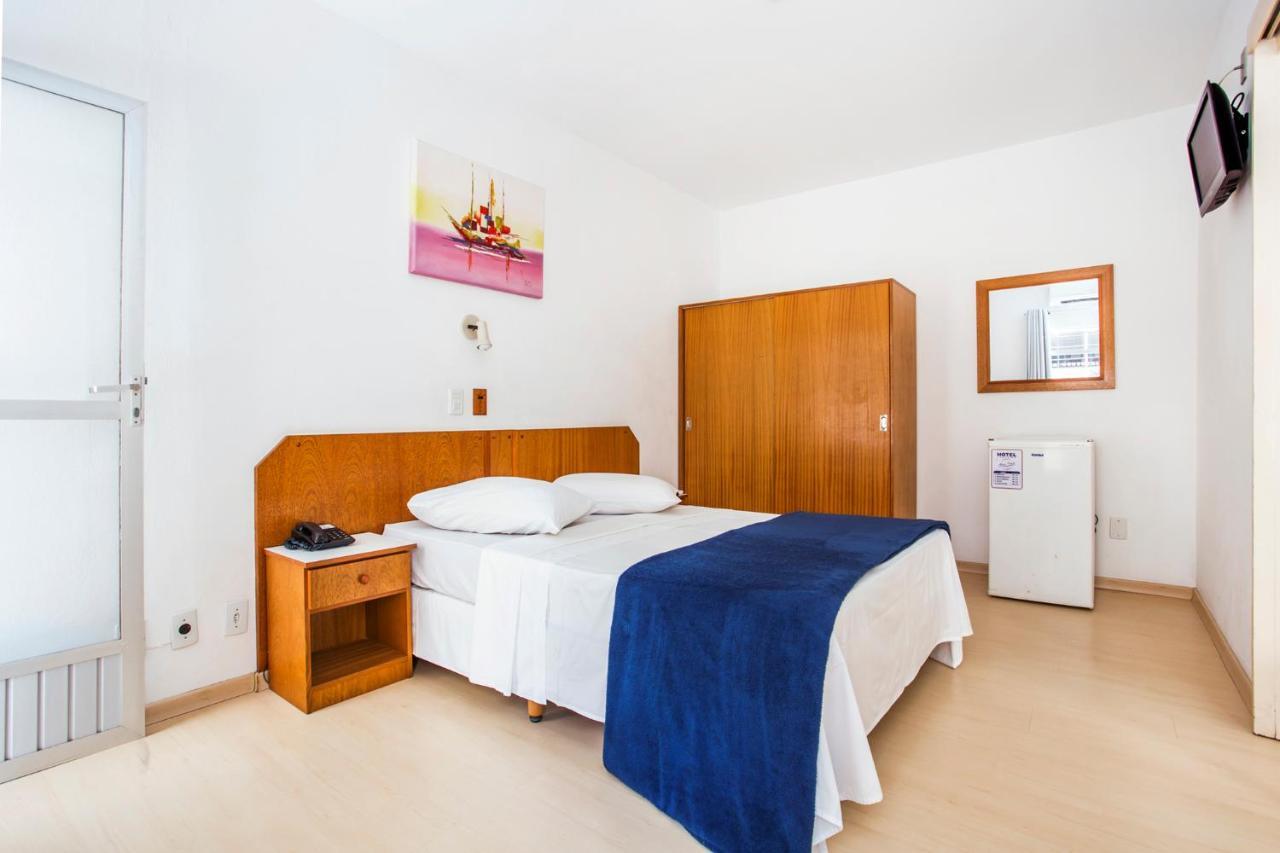 Connecting Room