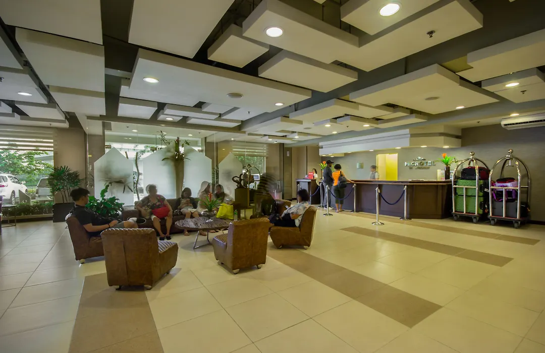 Microtel By Wyndham Mall Of Asia-1