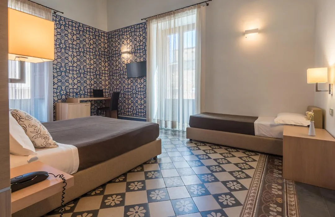 Hotel Vittorio Veneto-1