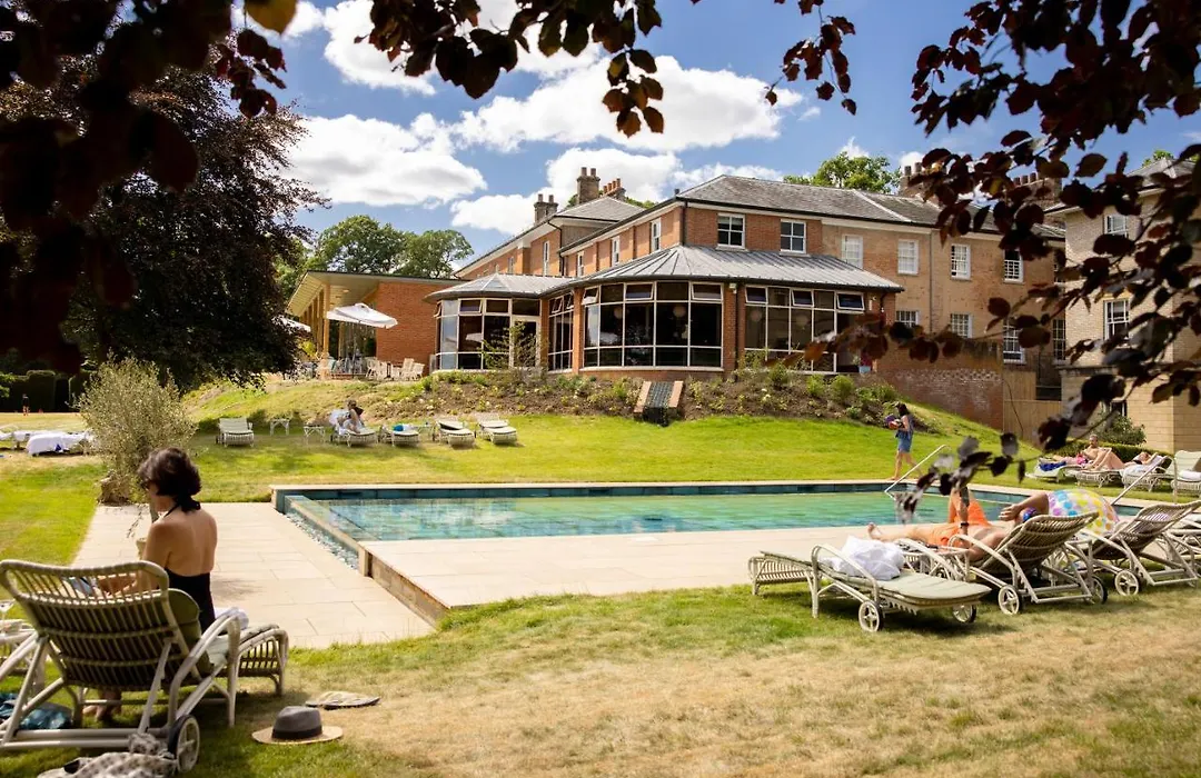 The Retreat, Elcot Park-1