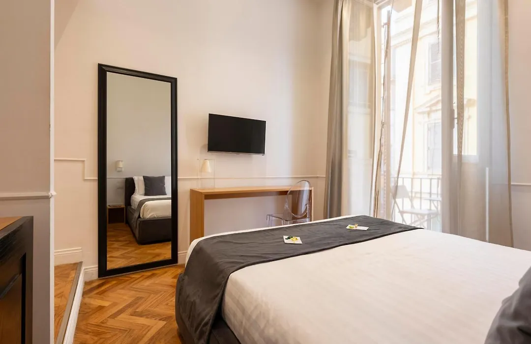 Vanity Navona-1