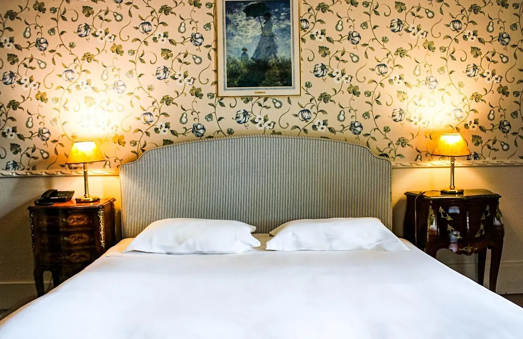Hotel La Villa Fleurie-1