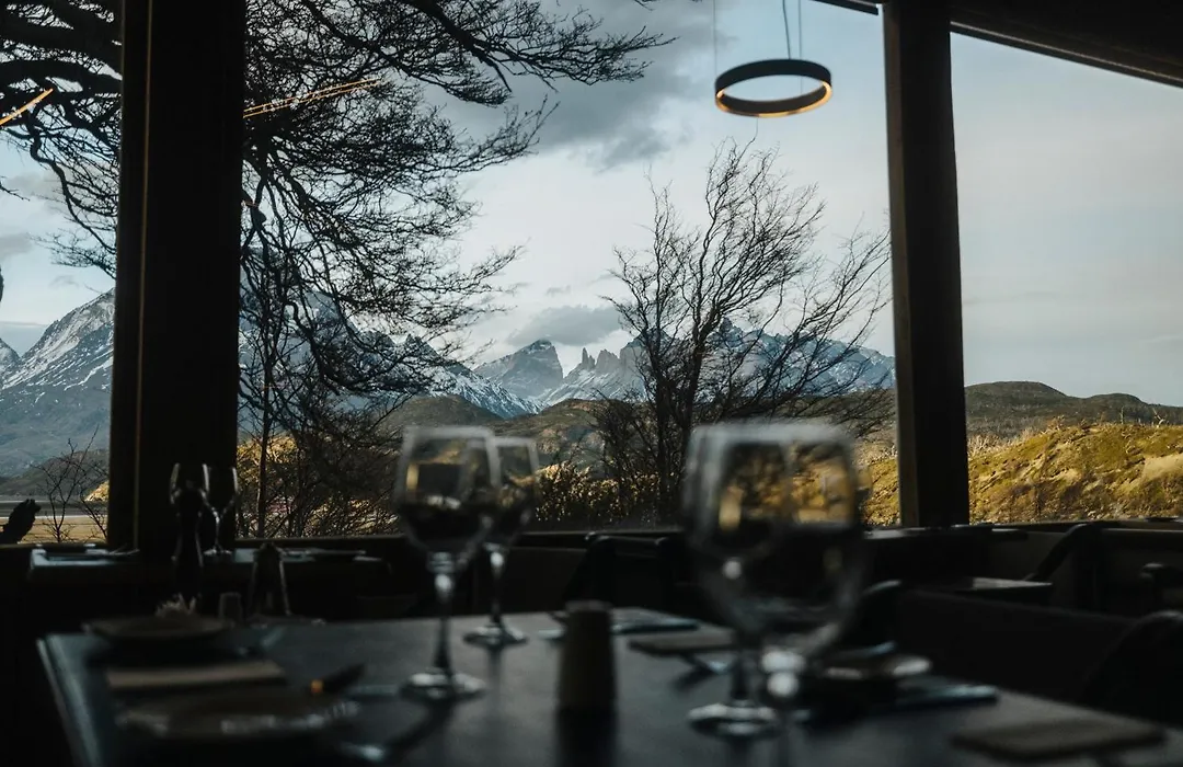Hotel Lago Grey-1