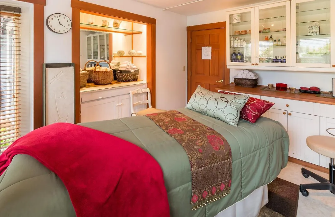 The Heron Inn And Day Spa-1