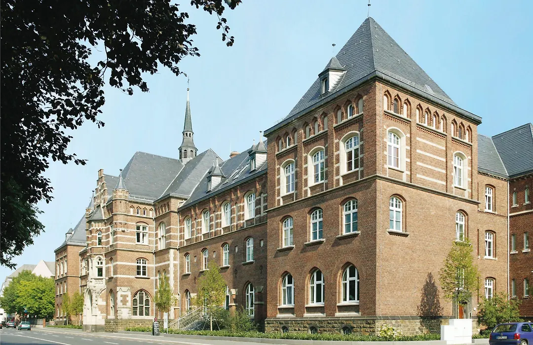 Collegium Leoninum-1