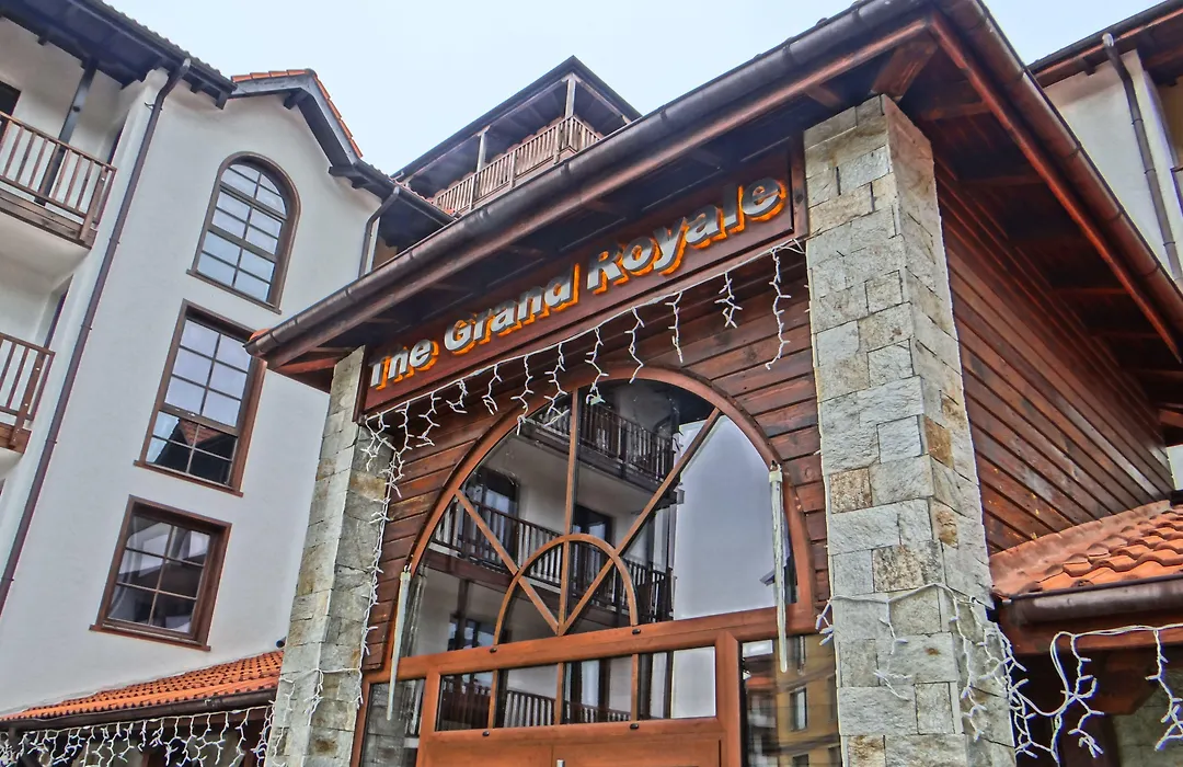 Grand Royale Apartment Complex & Spa-1