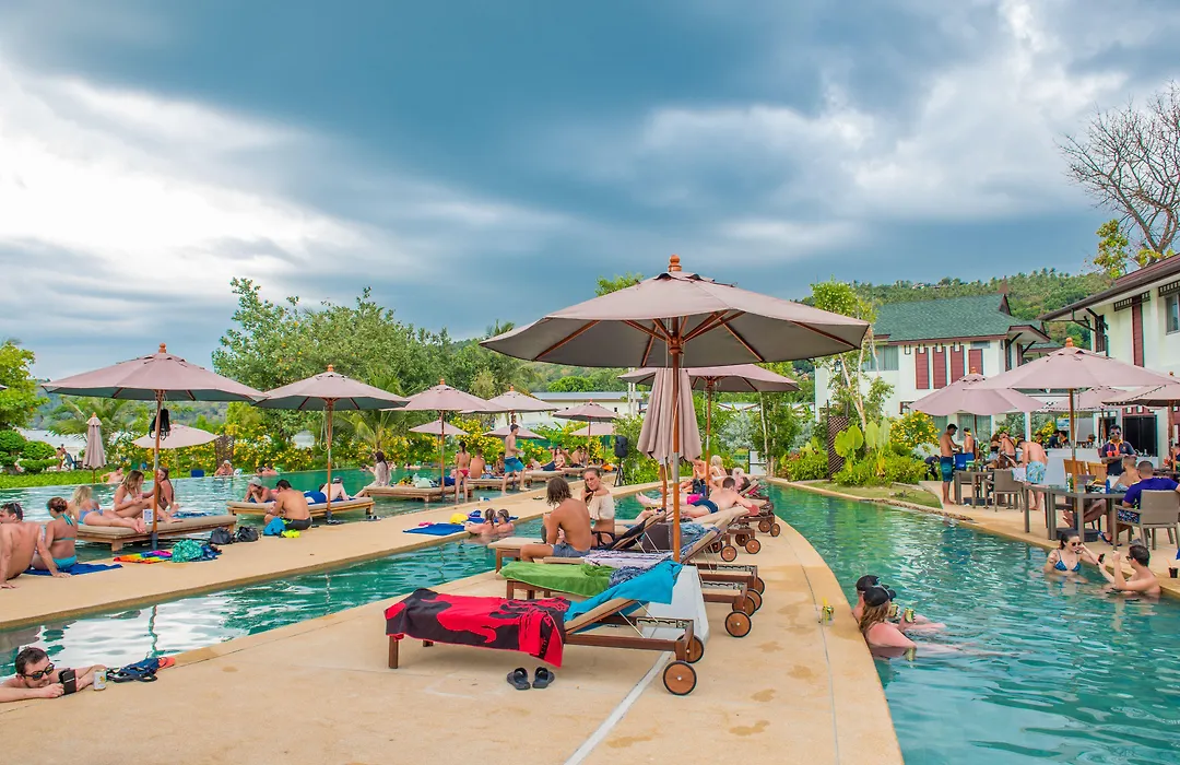 Pp Charlie Beach Resort-1