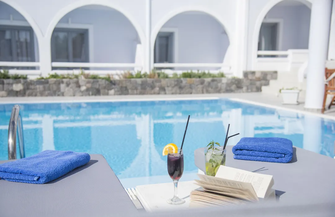 Blue Waves Suites & Apartments-1