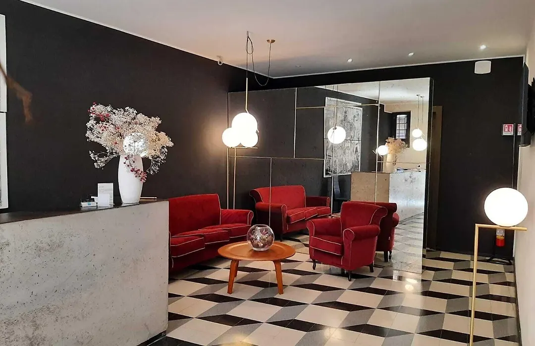 Navona Theatre Hotel-1