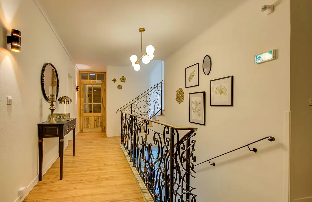 Hotel Le Blason de Provence-1