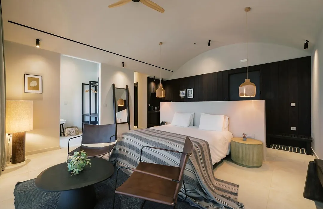 Kouros Exclusive Suites - Adults Only-1