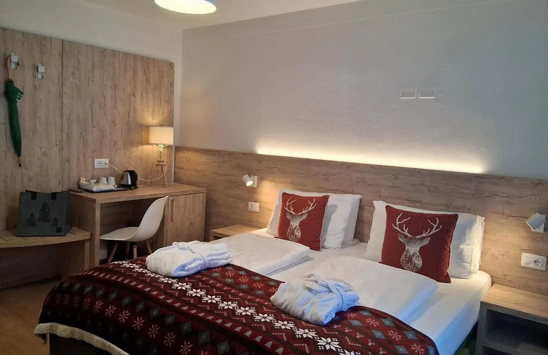 Hotel Kronplatzer Hof-1