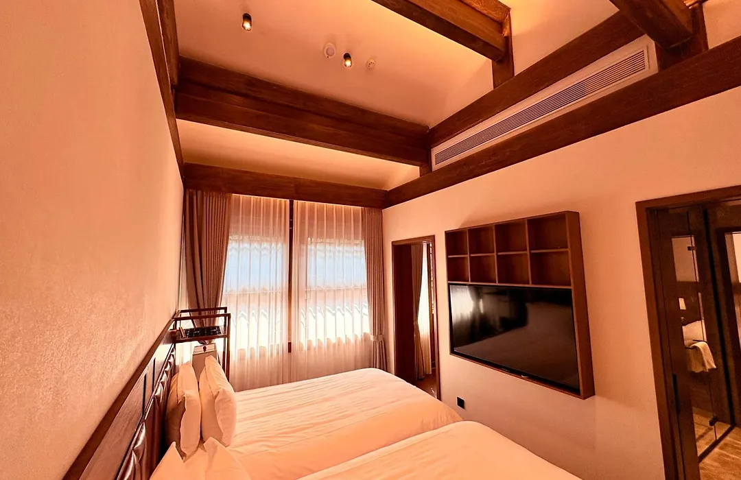 Jingshan Garden Courtyard Hotel Beijing Forbidden City Newly Renovated Tianmen Wangfujing Gardenhutong Bejjingcourtyard-1