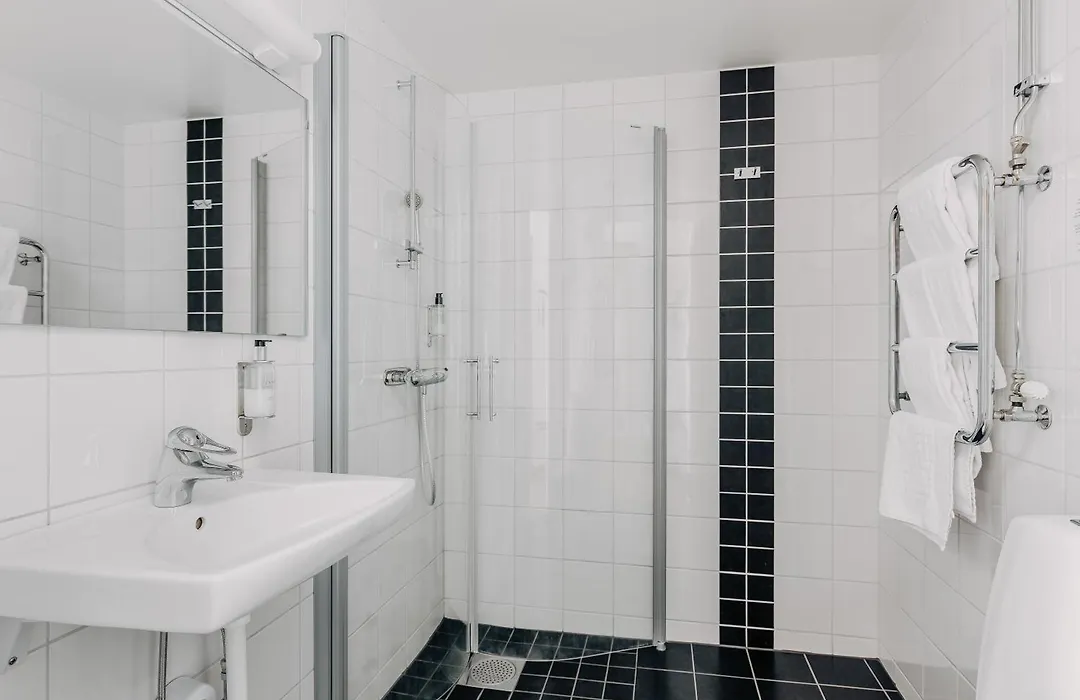 Hotel Gyllene Uttern-1
