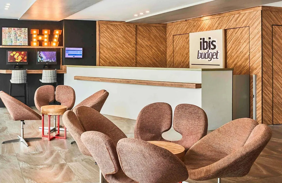 Ibis Budget Singapore Pearl-1