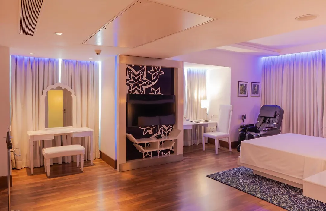 Radisson Blu Kochi-1