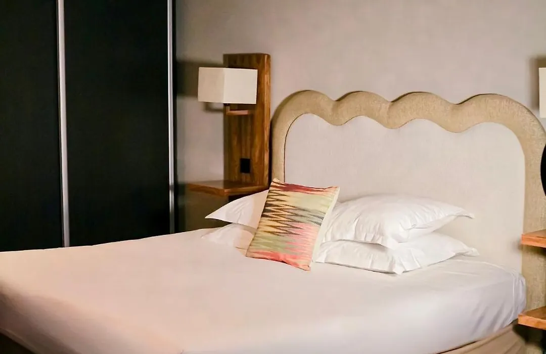 Hotel Restaurant Christophe Colomb-1