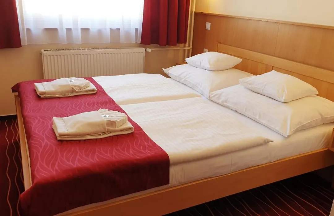 Diana Club Hotel-1