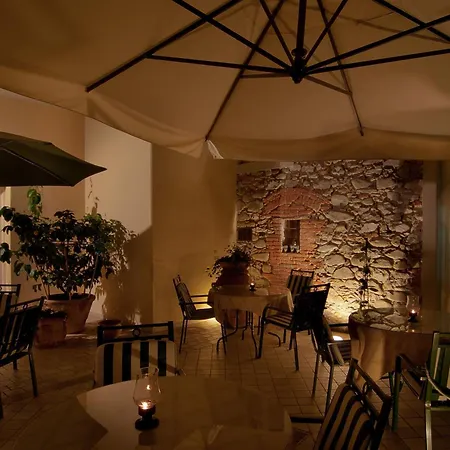 Hotel Arnolfo & Aqua Laetitia Spa & Beauty-2