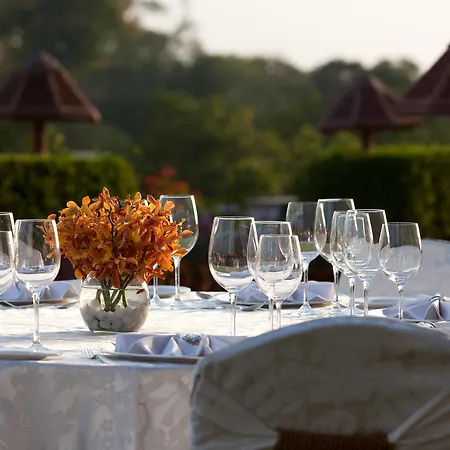 Taj Mahal, New Delhi-3
