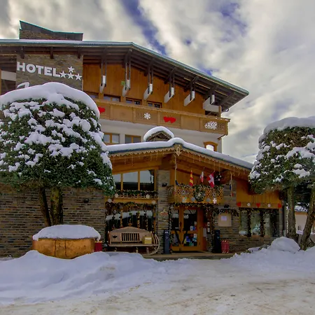 Chalet-Hotel Neige Et Roc, The Originals Relais-2