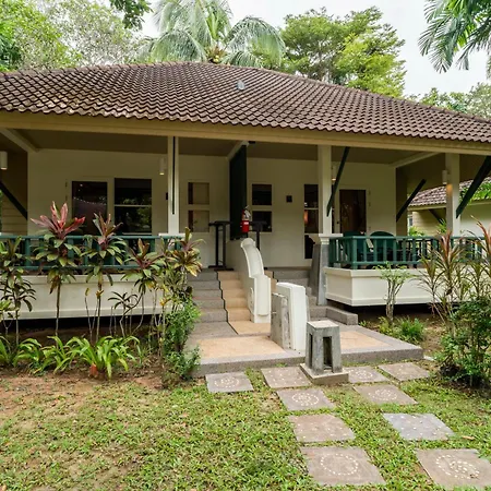 Baan Khaolak Beach Resort-2