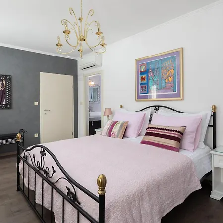 Romantic Luxury Rooms-3