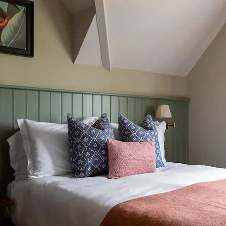 The Carnarvon Arms-3